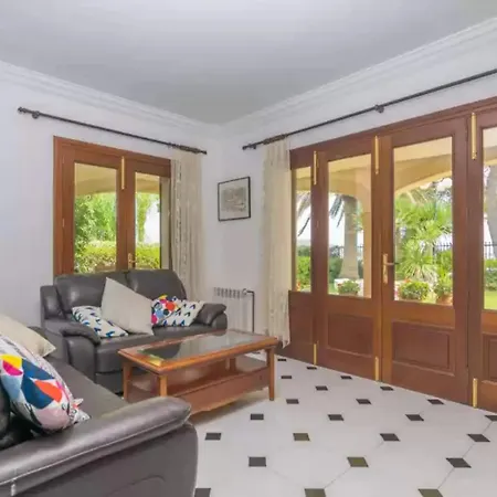 Chalet House In Platja D'alcudia