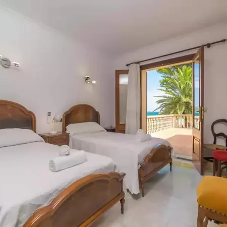 Chalet House In Platja D'alcudia